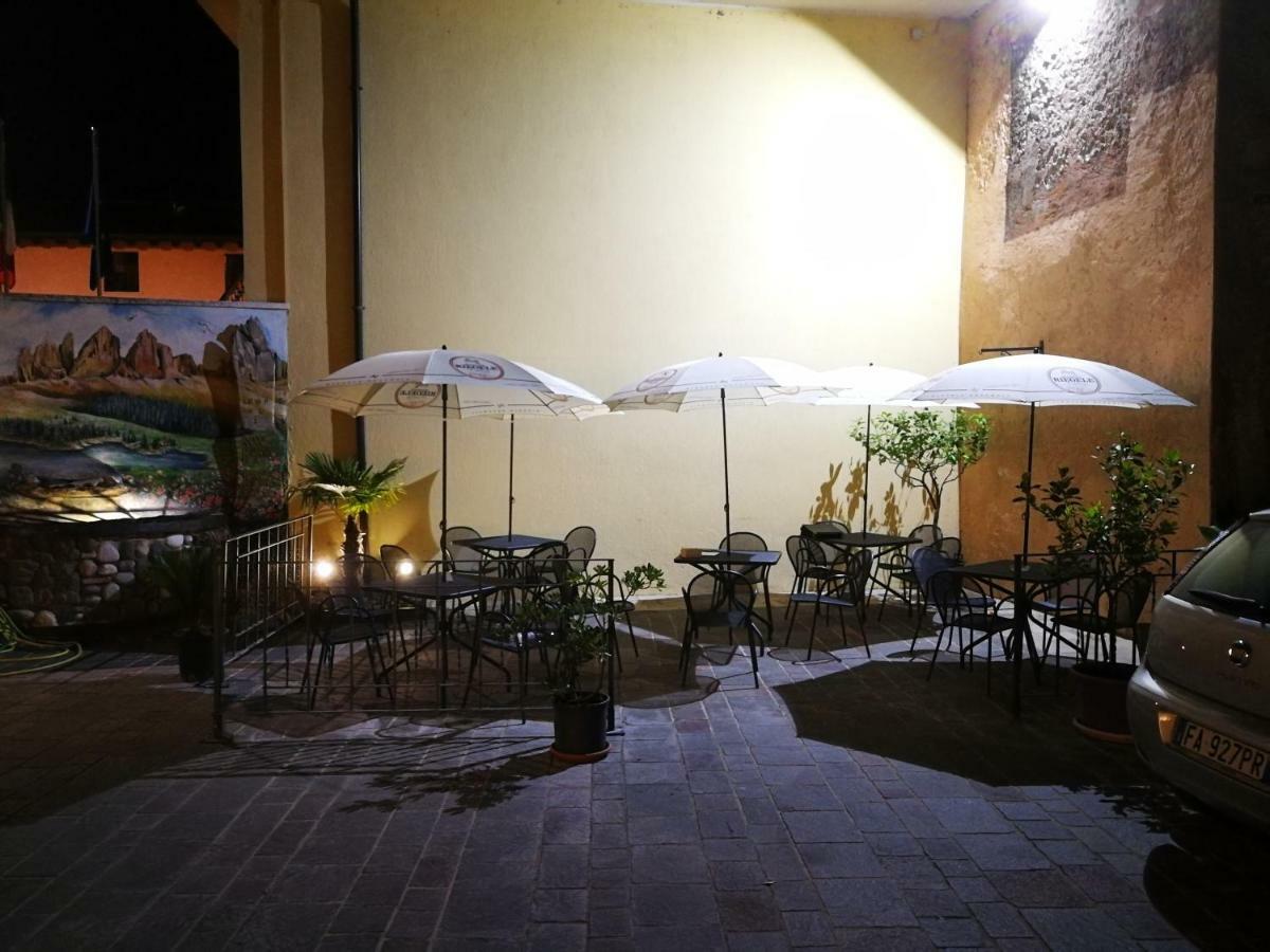 Hotel San Lorenzo بوتسولينغو المظهر الخارجي الصورة